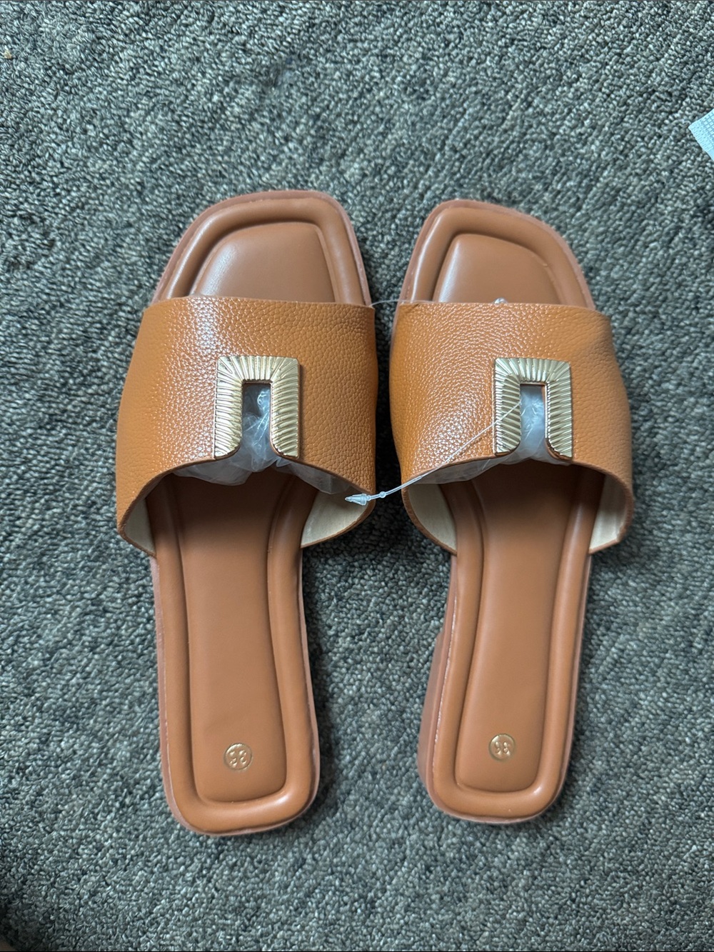 Women’s Tan Slide Sandals with Gold Accent